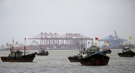 DP World asks court to halt antitrust probe at Mumbai port