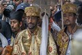 Ethiopians hold mass funeral ceremony for crash victims