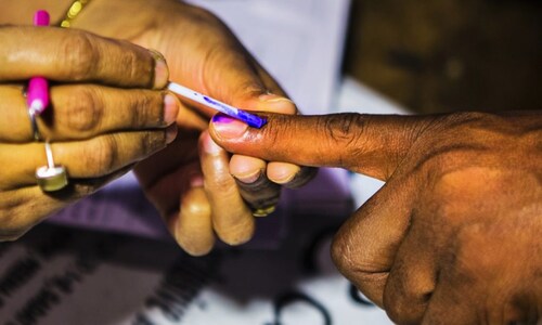 Maharashtra Assembly Elections 2019: Ashok Chavan,  Ashish Shelar, Ajit Pawar among early voters