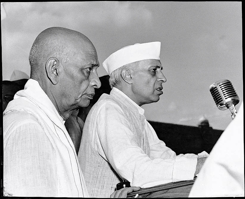 Sardar Patel and Pandit Jawaharlal Nehru photographed by Homai Vyarawalla (Photo courtesy: Parzor publication ‘India In Focus: Camera Chronicles of Homai Vyarawalla’).