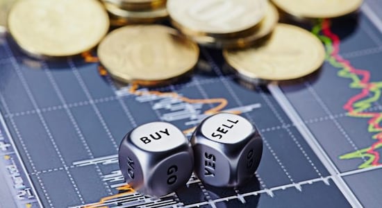 Here are top buy and sell recommendations by stock expert Mitessh Thakkar and Ashish Chaturmohta