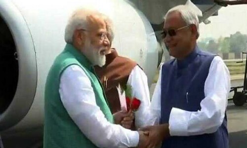 Nitish Kumar to attend NDA dinner today as Bihar CM fuels speculation on his next course of action