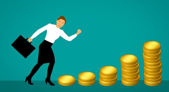 Here's what experts have to say about financial independence of women