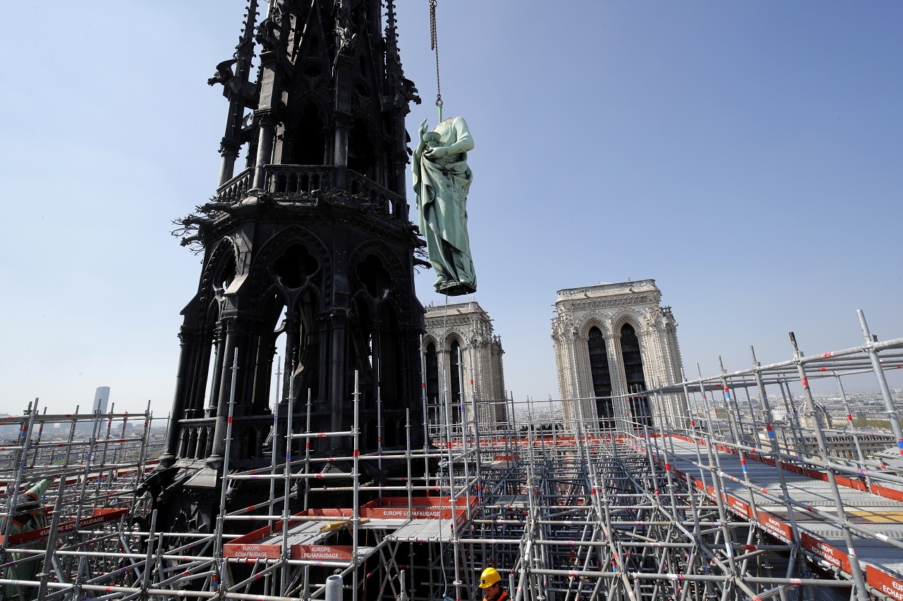 Fire devastates Notre-Dame Cathedral in Paris - cnbctv18.com