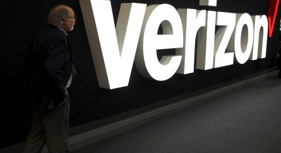 Verizon raises full-year profit forecast