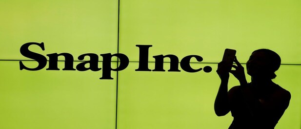 Snapchat hires former US Secret Service director James Murray as Chief Security Officer Snapchat hires former US Secret Service director James Murray as Chief Security Officer