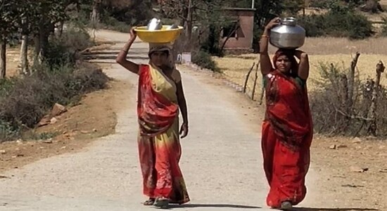 Politics muddies waters in parched Bundelkhand