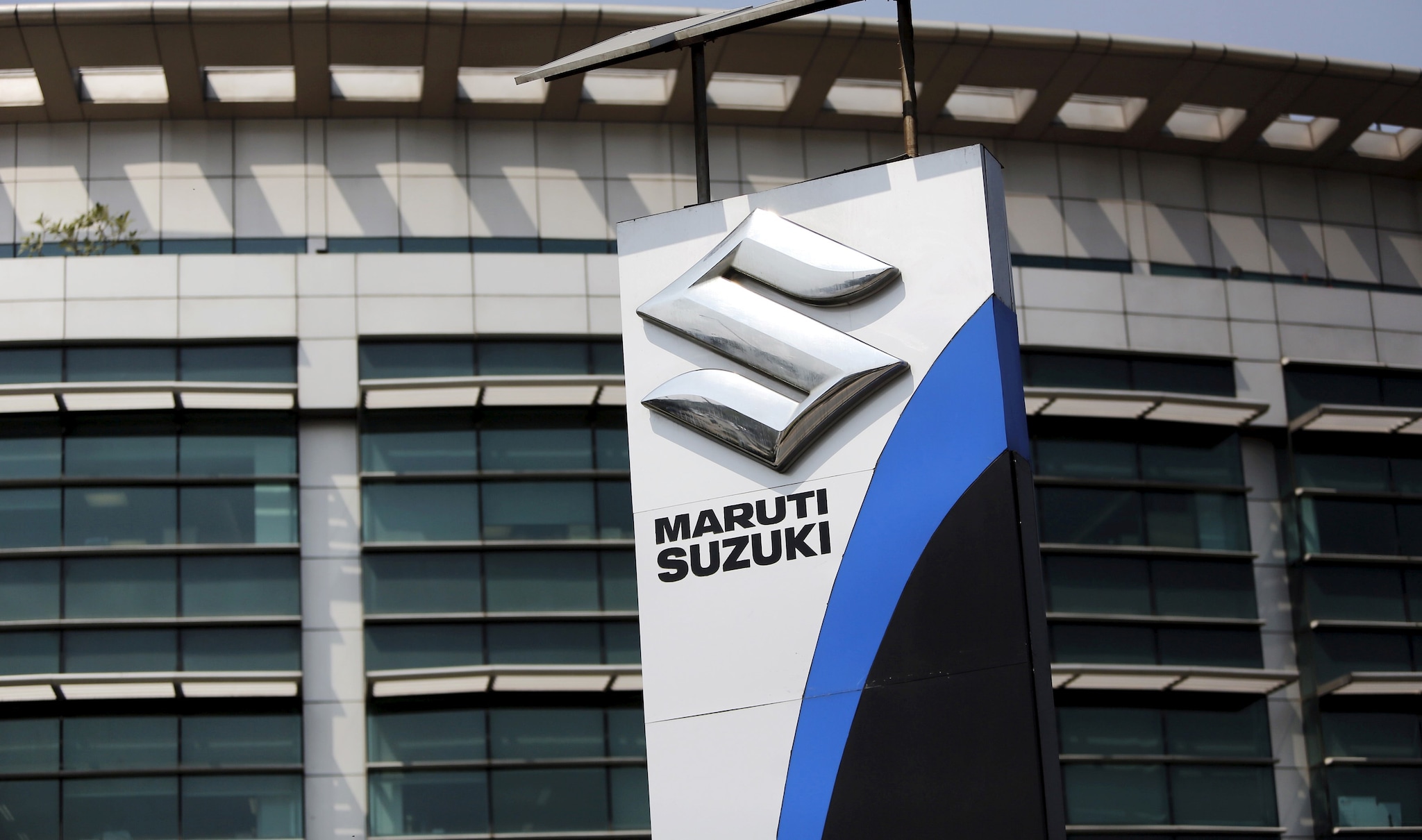     Maruti Suzuki India |  The company's total production in November increased 5.91 percent to 1.50,221 units from 1.41,834 units, year-over-year.  Passenger vehicle production increased 5.38 percent to 1.46,577 units from 1,39,084 units, year-over-year.  (Image: Reuters)