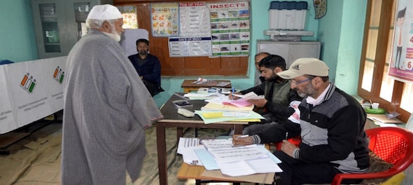 J&K Lok Sabha Elections 2019: Voting muted in Srinagar, brisk in Udhampur