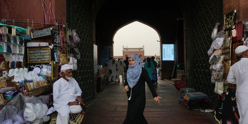Delhi Jama Masjid rules: Girls restricted to visit mosque alone, can't be a meeting point with boys