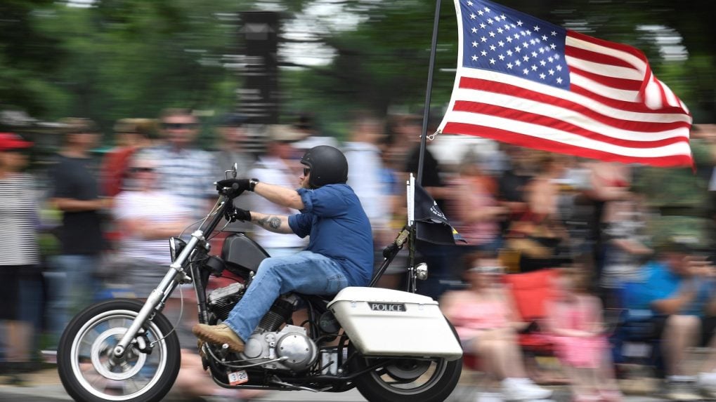 Indians Top Us Green Card Backlog Of 800 000 Says Report Cnbctv18 Com