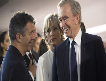 The richest man in the world…How the Wolf in Cashmere stole Louis Vuitton. Bernard  Arnault. 