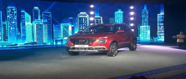 Hyundai drives in 'Venue' with starting price of Rs 6.5 lakh, hots up competition in compact SUV segment