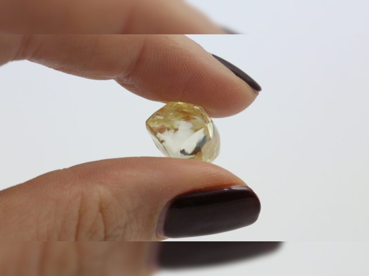 Russia'S Secret Gem Sales Are Dividing The Diamond World — From Mumbai To  New York