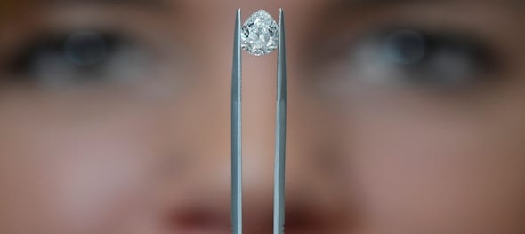 Swiss diamond trader faces trial for laundering Italian mafia money