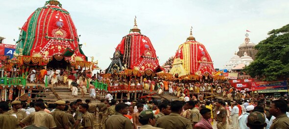 Using no manuals or modern machines, they make identical Jagannath chariots