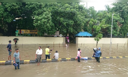 Maharashtra rains: Death toll rises to 192, Ajit Pawar tours flood-hit ...