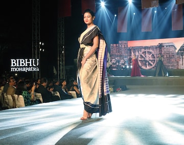 Bibhu odia sari