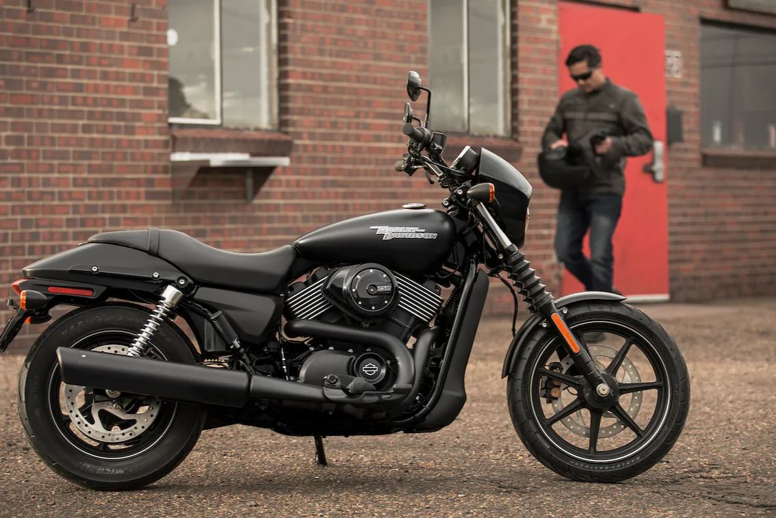 In Pictures Harley Davidson Launches Bs Vi Compliant Street 750 In India