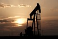 Oil prices head for big weekly loss as supply fears wane