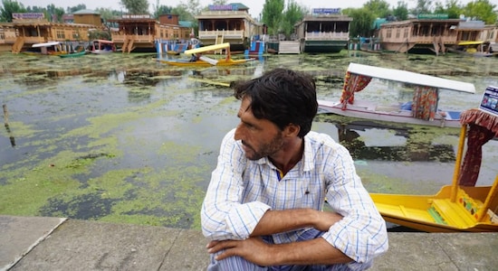 In Pictures: The sorry state of Dal Lake in Kashmir