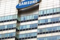 Samsung to launch 'clamshell' foldable phone in February