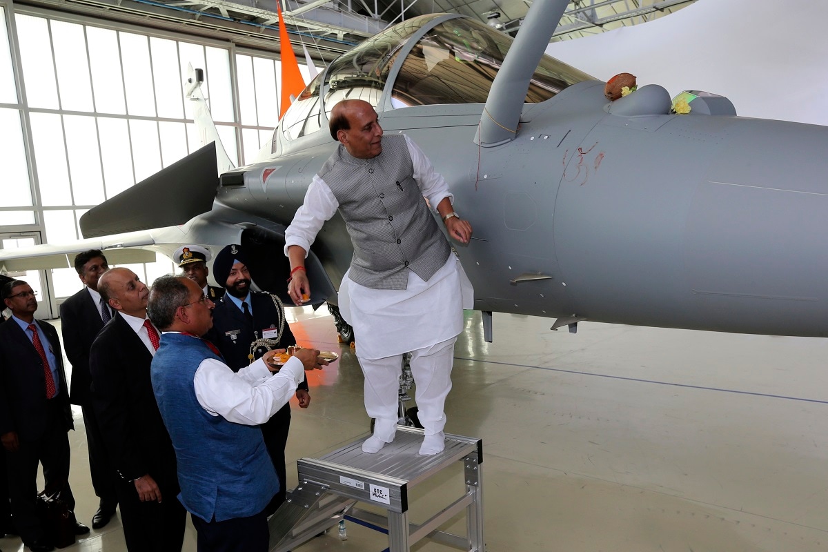 In Pictures: France Delivers First Rafale Fighter Jet To India