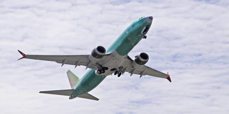 Boeing Max makes emergency landing due to engine indicator