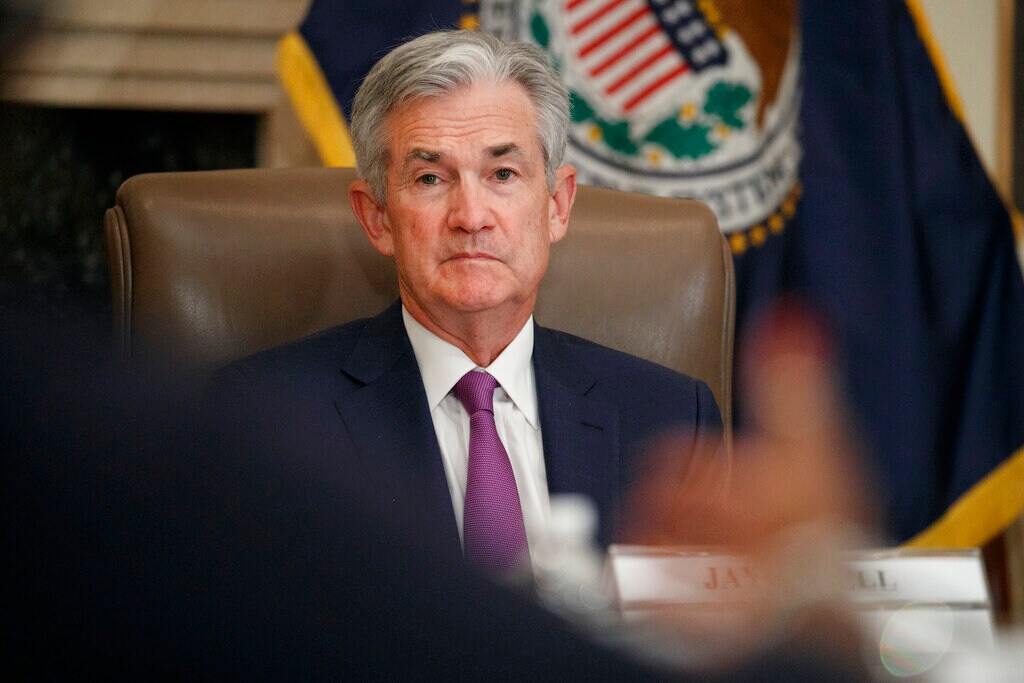 US Federal Reserve Keeps Interest Rates Unchanged - CNBC TV18