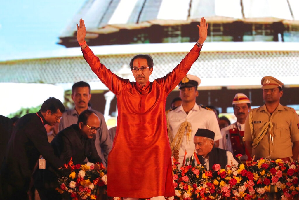 In Pictures: Glimpses Of Maharashtra CM Uddhav Thackeray's Swearing-in ...