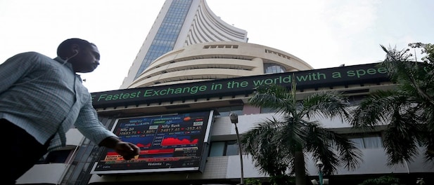 Closing Bell: Sensex, Nifty end lower ahead of Q2 GDP numbers, Sino-US trade deal uncertainty