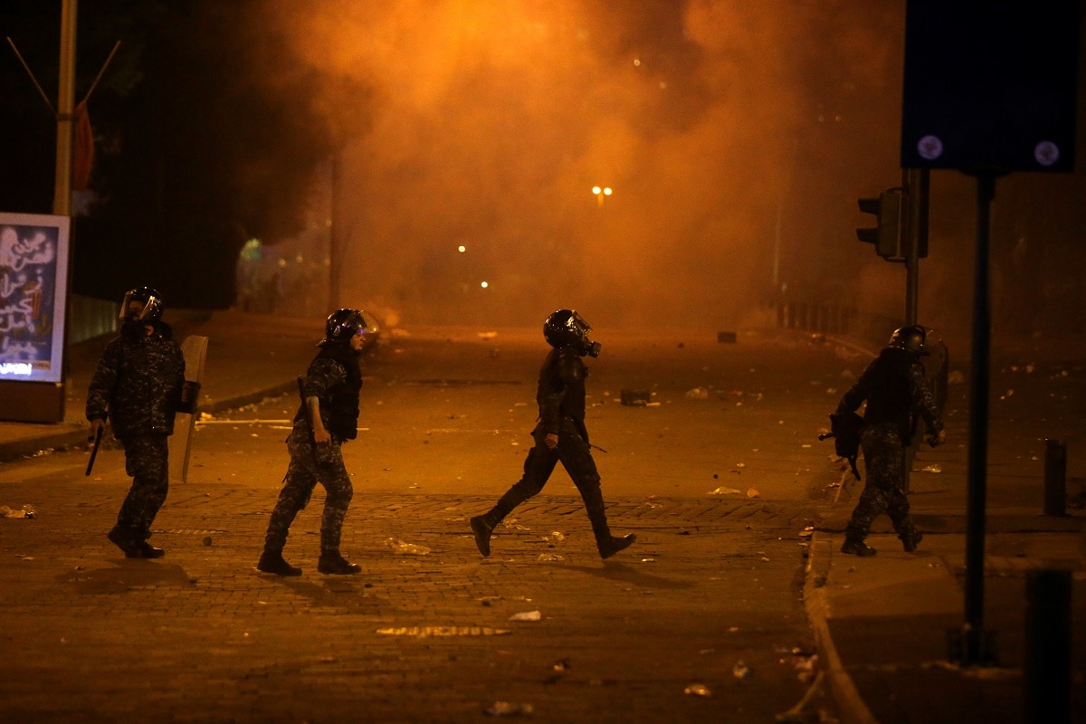 In Pictures Clashes Rock Beirut As Security Forces Fire Tear Gas At Protest 2969
