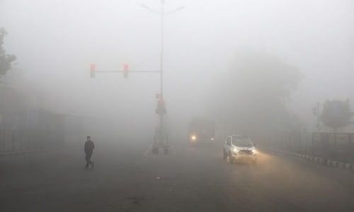 In Pictures: Cold wave continues in Delhi