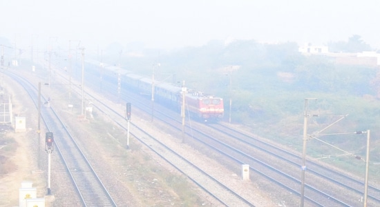 Mathura: A train plies during fog in Mathura, on Dec 23, 2018. (Photo: IANS)