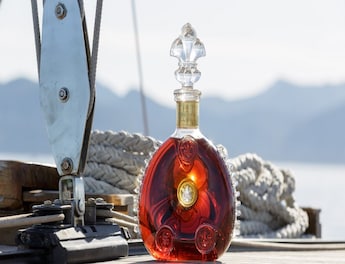 Louis XIII de Remy Martin Black Pearl Grande Champagne Cognac