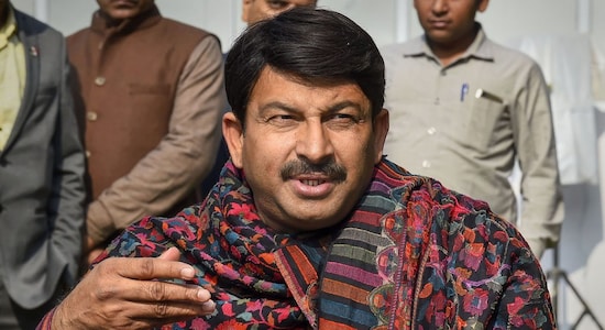Delhi BJP chief Manoj Tiwari asks partymen to work for peace, refrain from acts that send 'wrong message'