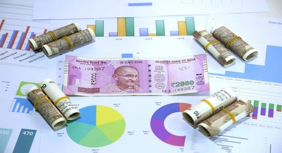 Rupee widens losses by 5 paise at 73.84 against US dollar