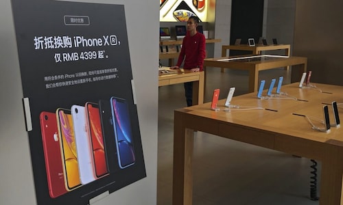Apple temporarily closes stores in China until February 9 amid virus outbreak