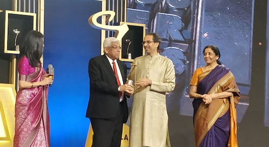 HDFC chairman Deepak Parekh awarded the IBLA 2020 Lifetime Achievement Award.