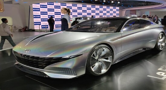 Hyundai Motor showcases the Le Fil Rouge Concept in India during the event. (Image source: CNBC-TV18 News) Hyundai Motor showcases the Le Fil Rouge Concept in India during the event. (Image source: CNBC-TV18 News)