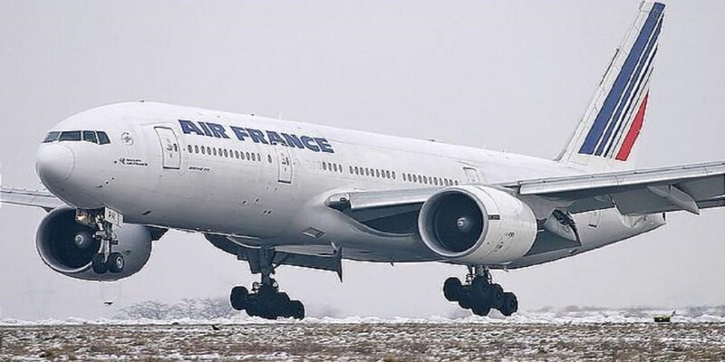 Virus-hammered Air France announces 7,500 job cuts