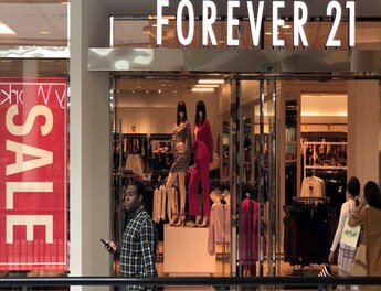 Forever 21 Gets Lease on Life From New Owners