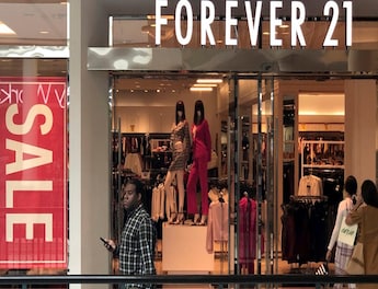 Forever 21 Gets Lease on Life From New Owners