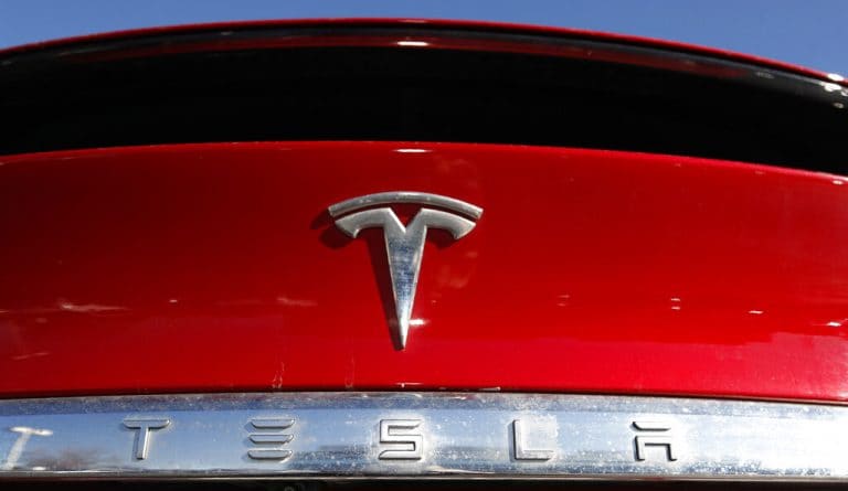 Reddit User Claiming To Be Tesla Insider Now Says Bitcoin Posts Were Not True Cnbctv18 Com