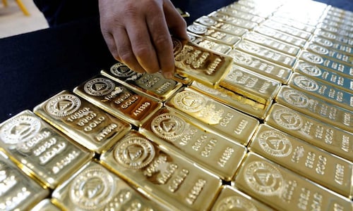 With double-digit gains, gold beats stocks, bonds in first half of 2020