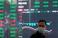 Asian markets fall, as global inflation worry favoured commodities as hedge