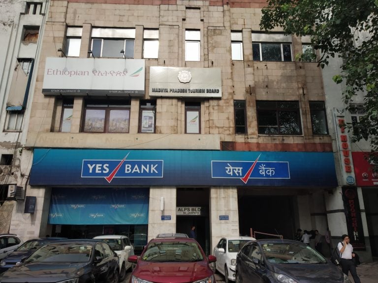 should i buy yes bank stocks