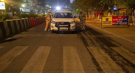 Karnataka COVID-19 curbs: Strict night curfew in seven districts including Bengaluru till April 20