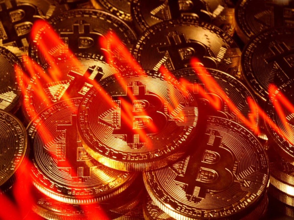 China turns the screws on cryptocurrency trading, Bitcoin stumbles - CNBC  TV18