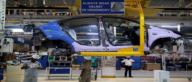 SIAM says auto sector left out in economic package